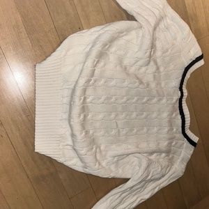 White brandy Melville sweater